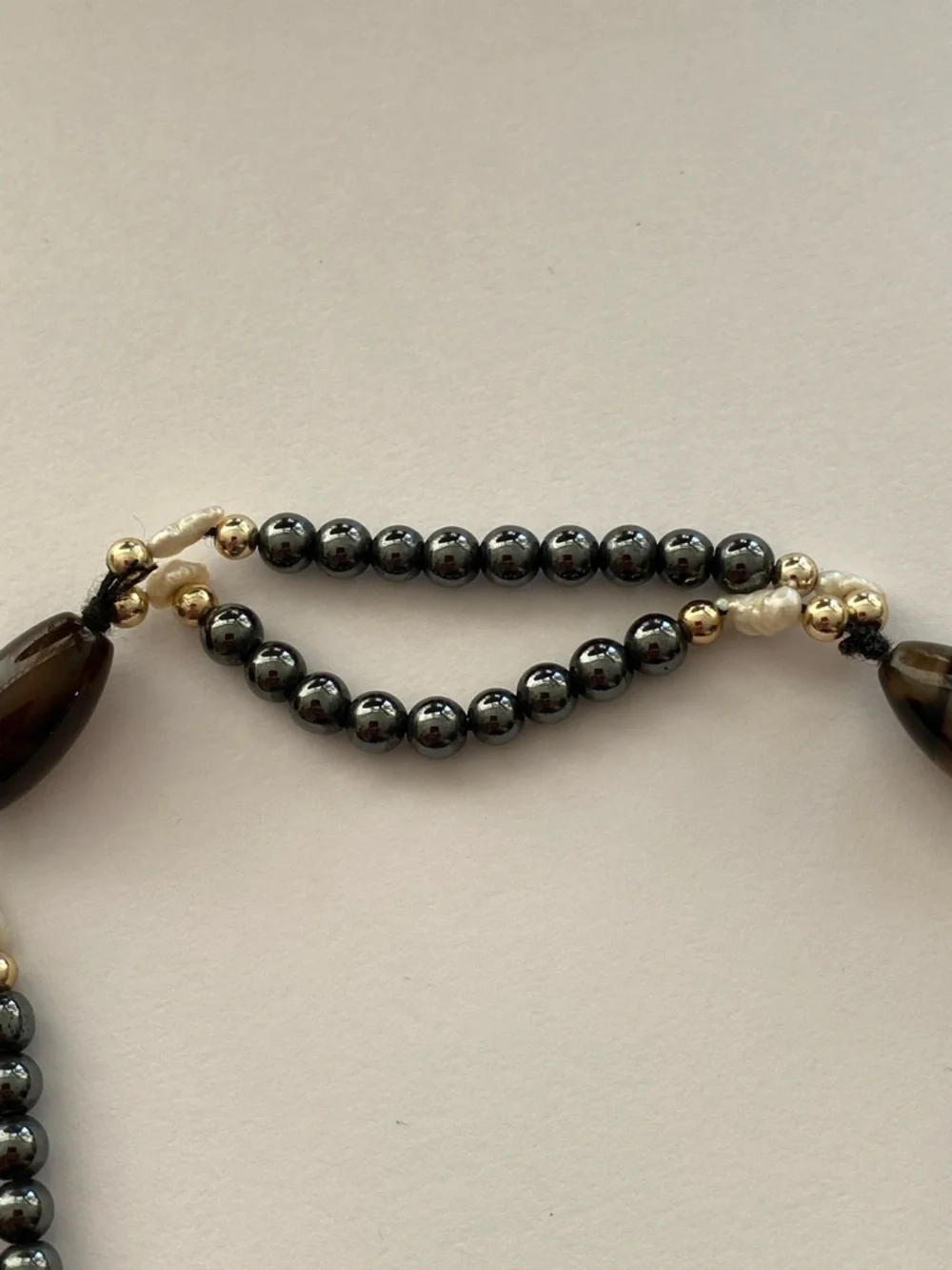 VTG 70s Multi-Strand Liquid Hematite Banded Agate Necklace | Silk Strung | 28" - Picture 15 of 16